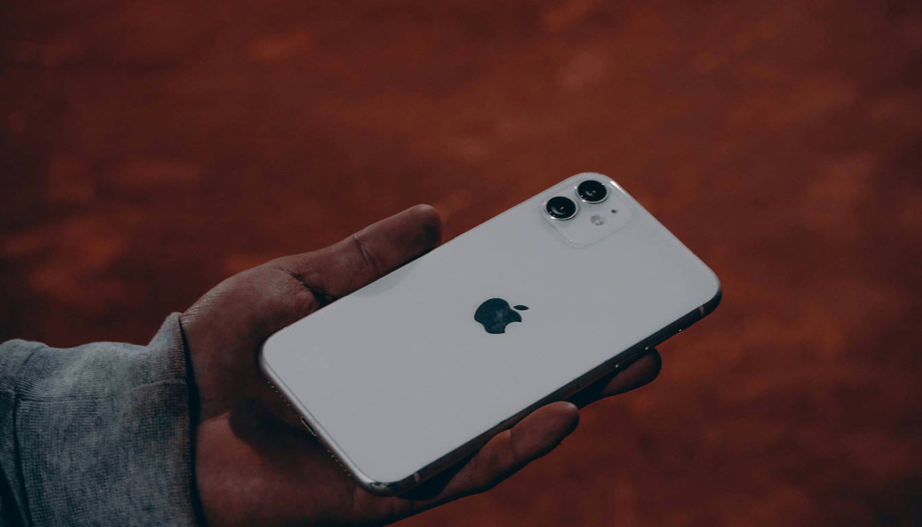 découvrez comment utiliser icloud localiser pour retrouver facilement votre iphone, ipad ou mac perdu. suivez nos étapes simples pour localiser et sécuriser vos appareils apple en toute sécurité.