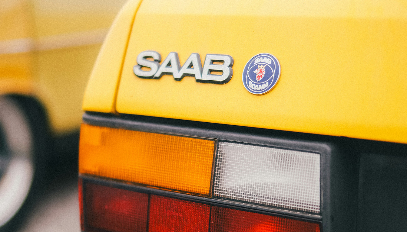 découvrez l'histoire fascinante, les symboles et la signification du logo saab, emblème de la célèbre marque suédoise alliant innovation et tradition.
