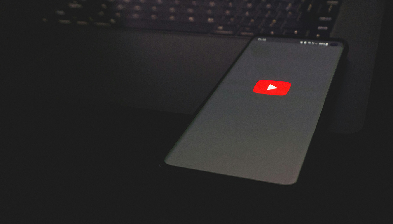 découvrez à quelle entreprise du gafam appartient youtube et obtenez une présentation détaillée de cette plateforme incontournable de partage de vidéos.