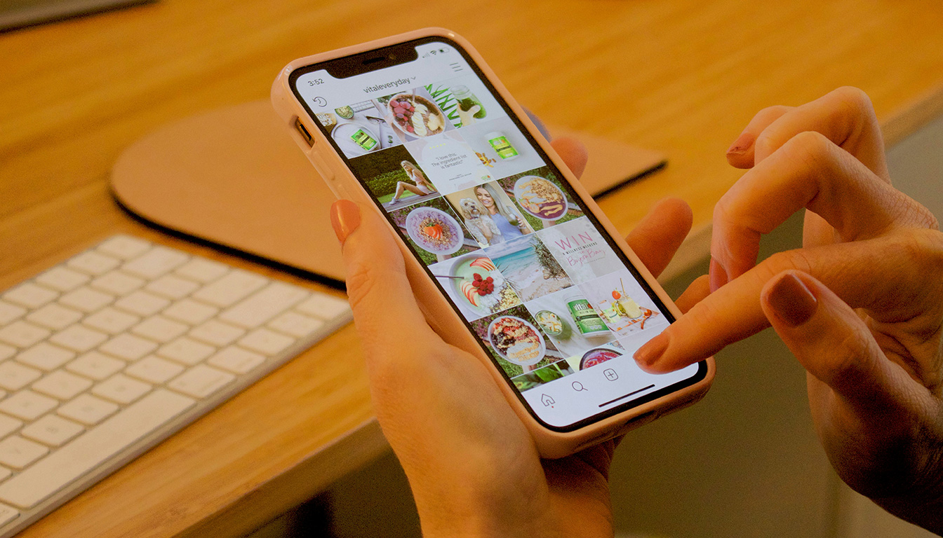 découvrez comment télécharger facilement une vidéo instagram avec instasupersave. guide complet et conseils indispensables pour sauvegarder vos contenus préférés en toute simplicité.