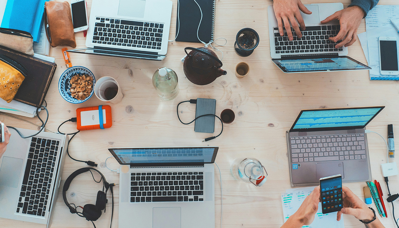 découvrez des idées innovantes, des leviers efficaces et des exemples concrets de marketing alternatif pour vous démarquer de la concurrence et capter l'attention de votre audience.