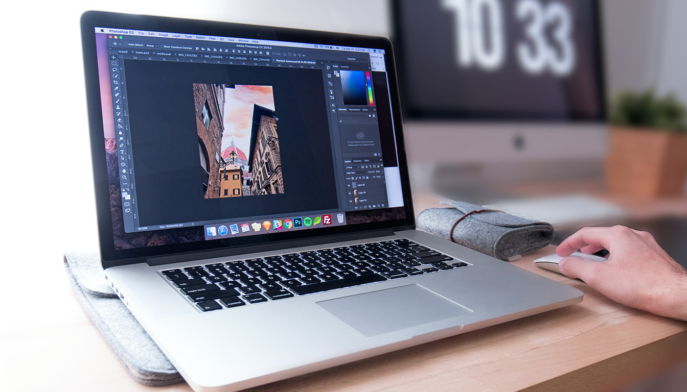 découvrez les principales différences entre gimp et photoshop, leurs avantages respectifs, et obtenez des conseils pour choisir le logiciel le mieux adapté à vos besoins en retouche photo et création graphique.