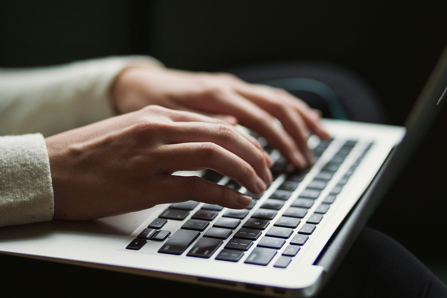 Comment créer un raccourci internet sur son bureau (Windows et Mac) ?