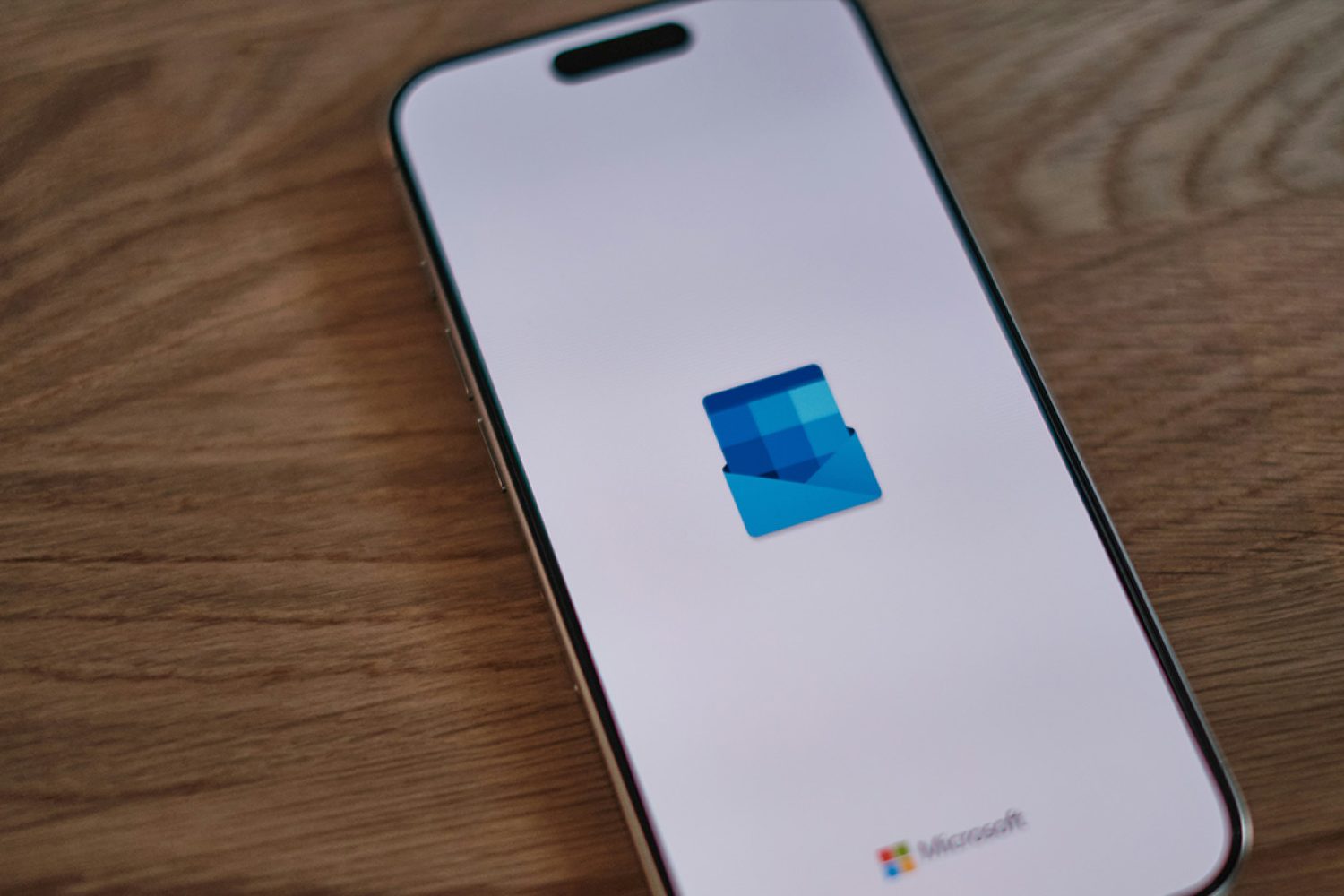 Rappeler un mail sur Outlook : la procédure pour 365, web et mobile