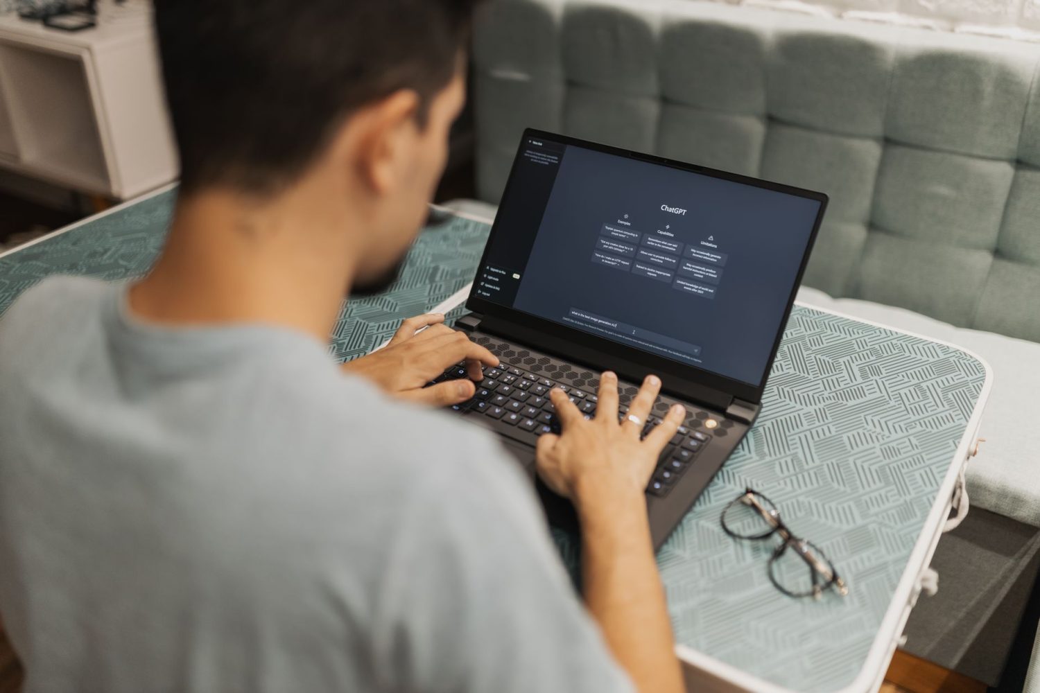5 outils gratuits pour humaniser un texte ChatGPT en ligne