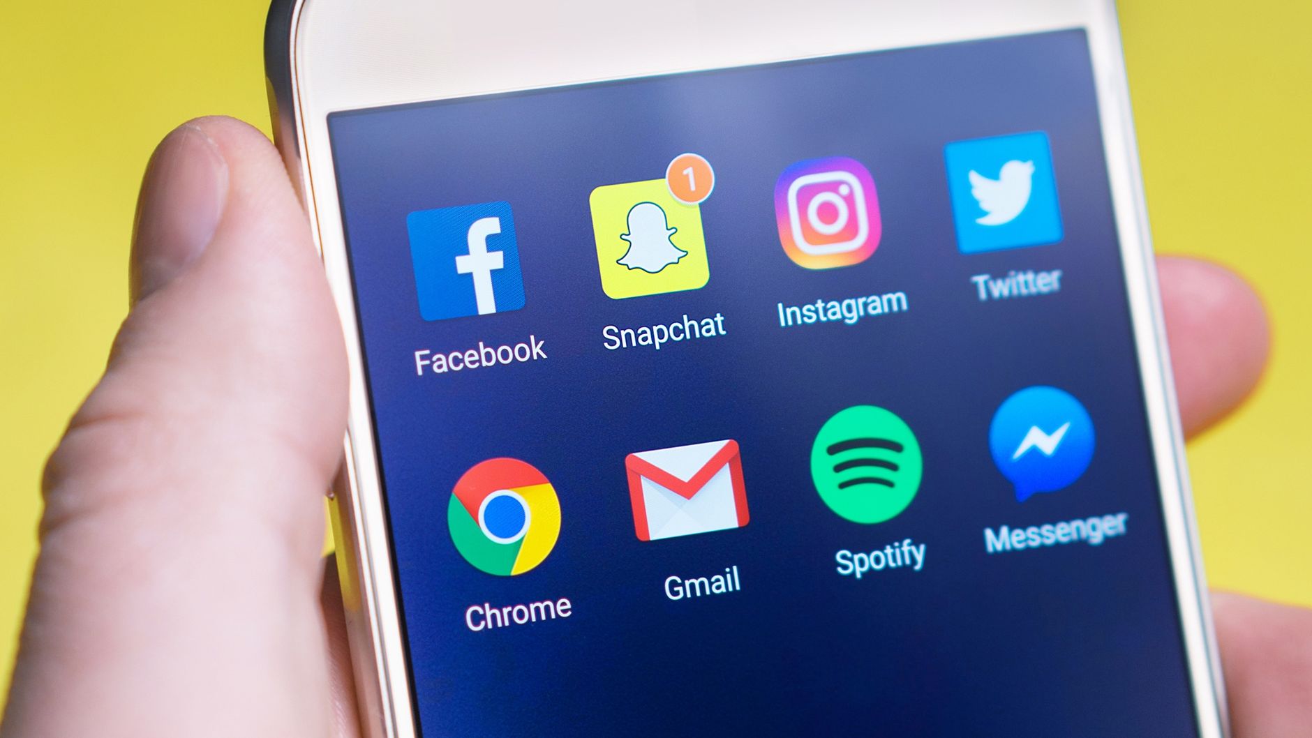 Changer la langue de Gmail sur PC : méthode détaillée et retours terrain — écran d'ordinateur affichant les paramètres Gmail