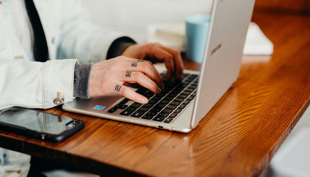 Webflow et WordPress : logiques opposées pour la création de sites web… et conséquences pratiques en agence — comparaison de design de site web