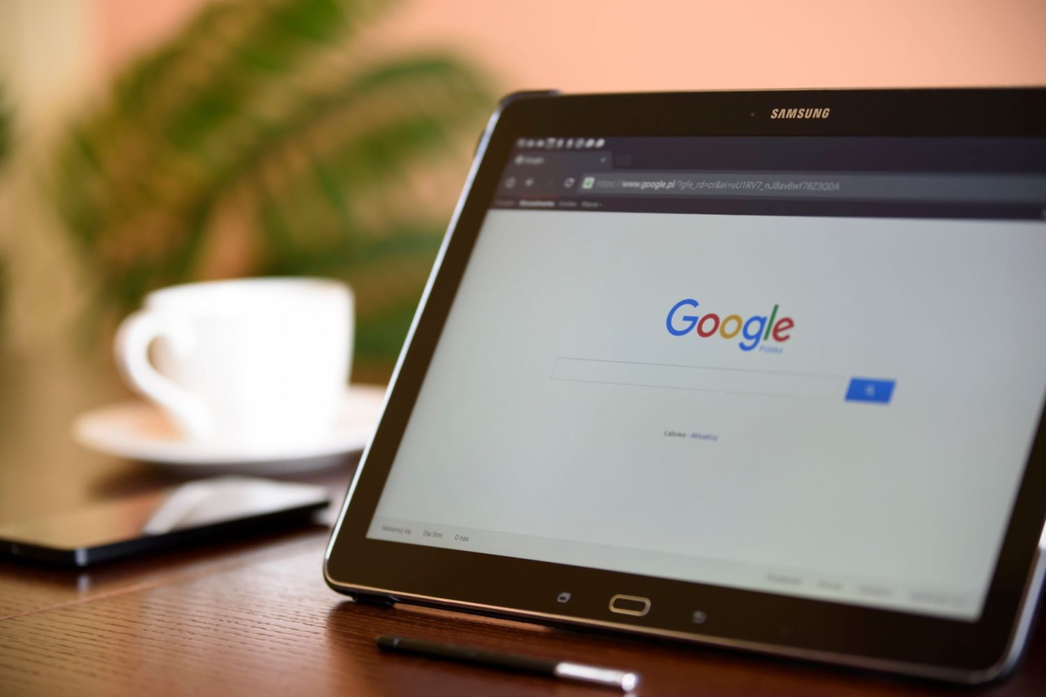 Perplexity AI : moteur de recherche IA gratuit, version Pro et avis 2026