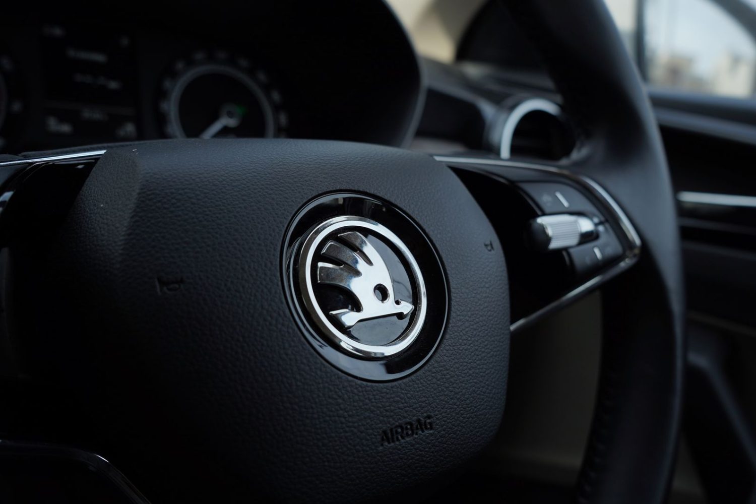 Que représente le logo Skoda ? Signification du sigle et de ses 120 ans